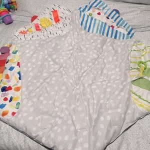 ✨Lovevery Mat and Toy Bundle✨